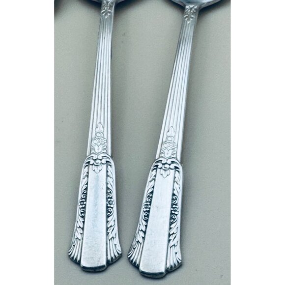 International Silver Rogers 1940 TREASURE Silverplate Place Oval Soup Spoons - Picture 7 of 10
